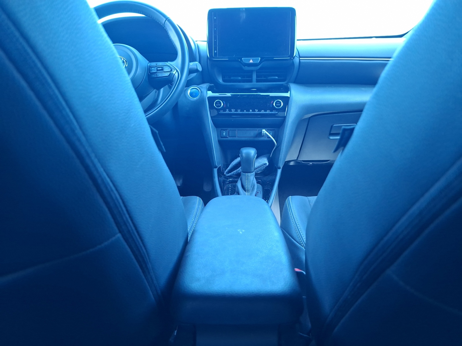 Toyota Yaris 24
