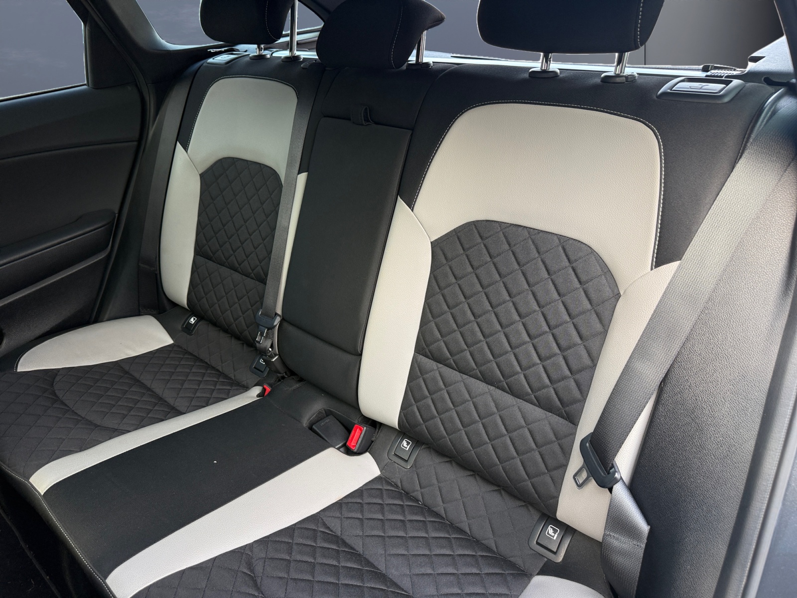 Kia Ceed 10