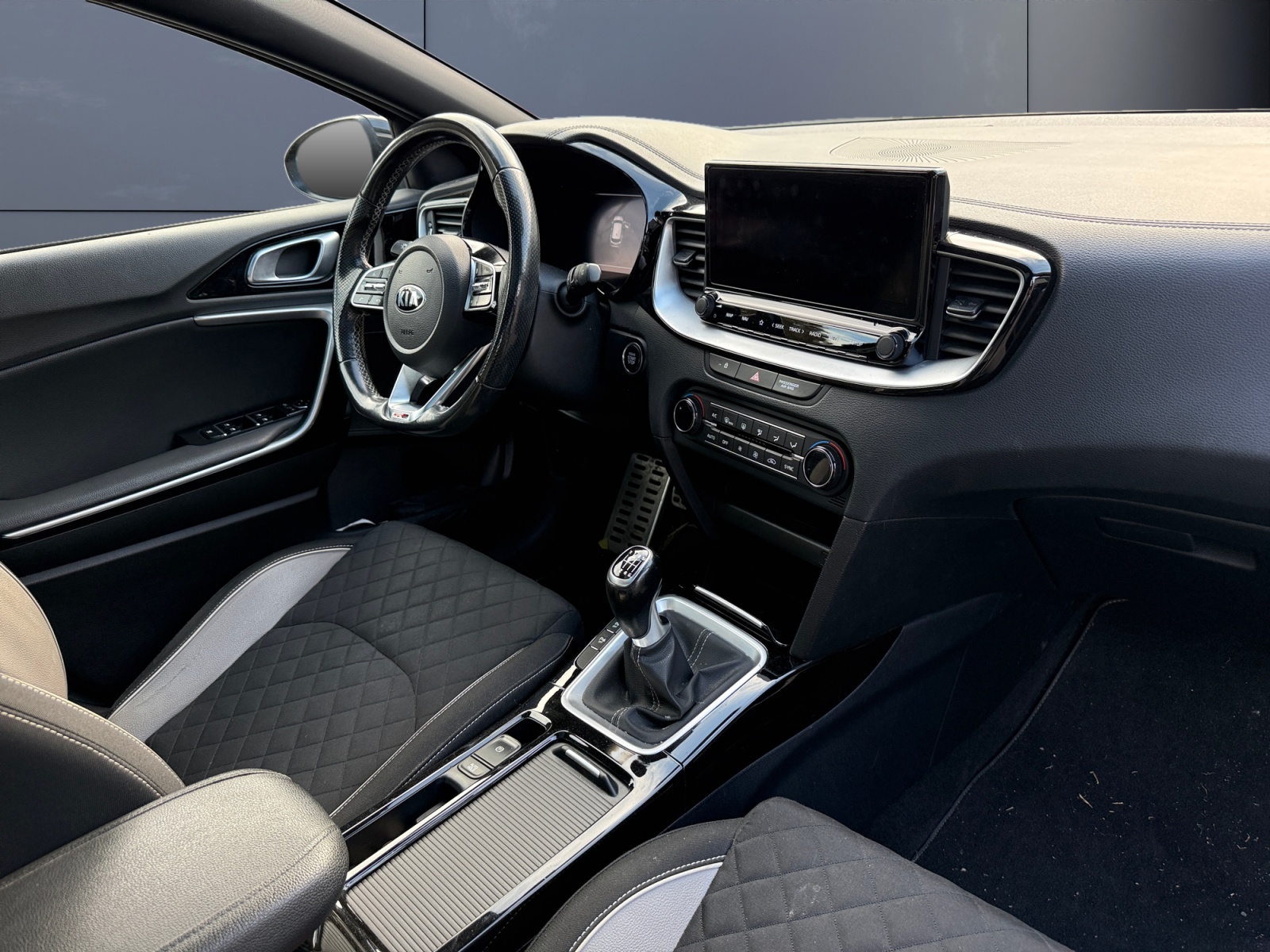 Kia Ceed 12