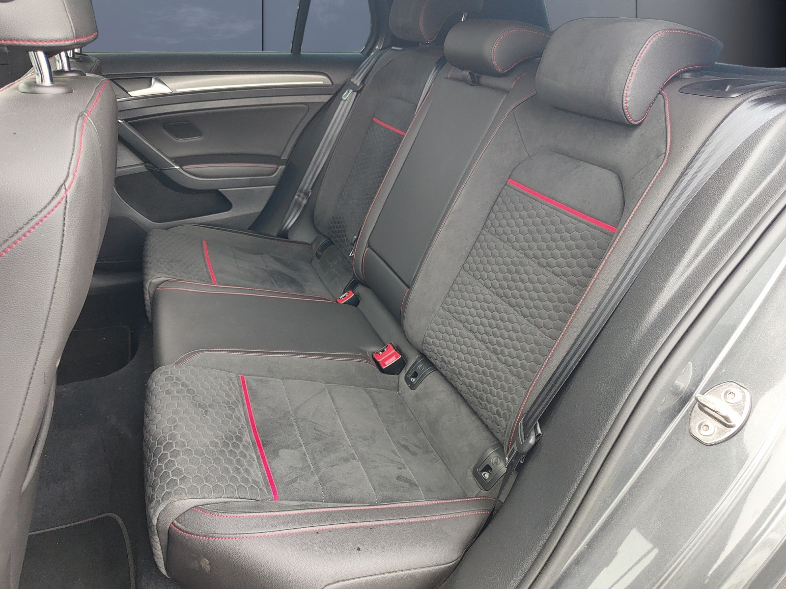 Volkswagen Golf 10