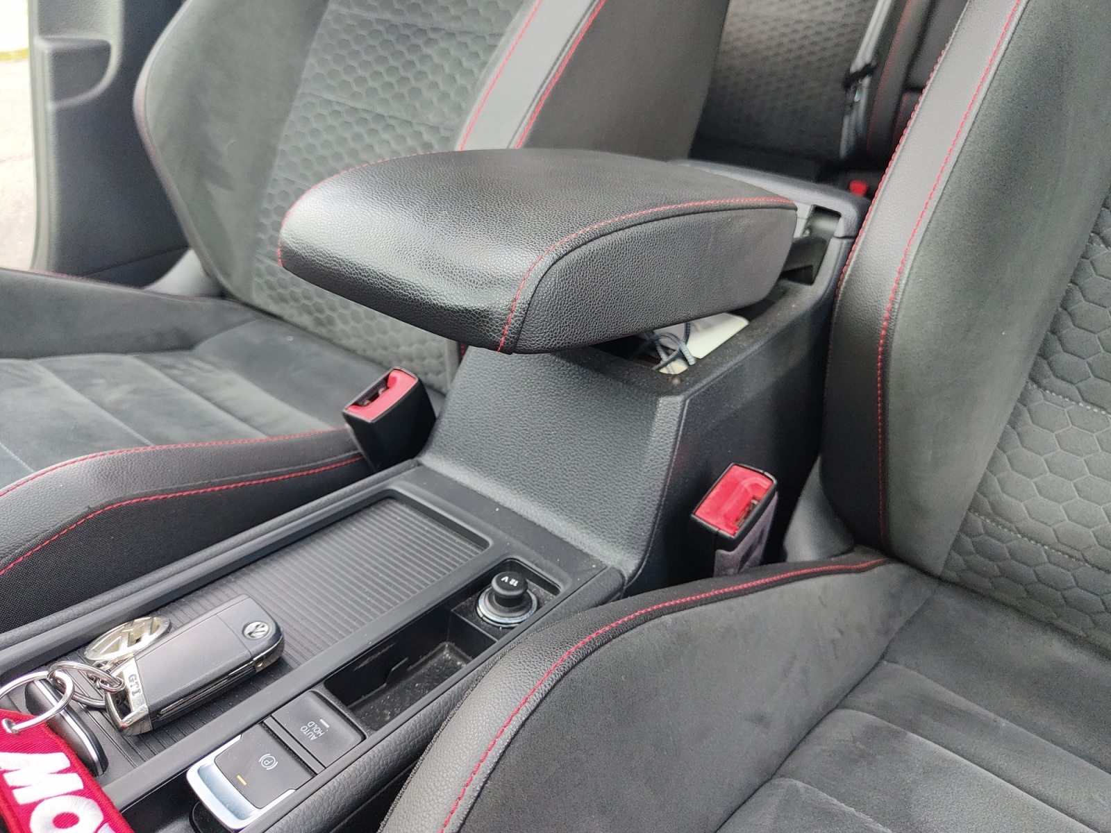 Volkswagen Golf 25