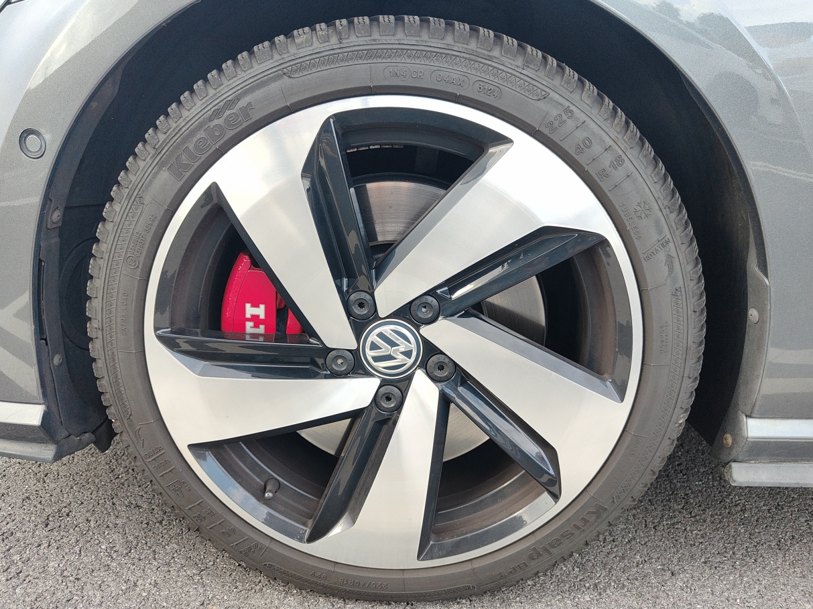 Volkswagen Golf 30