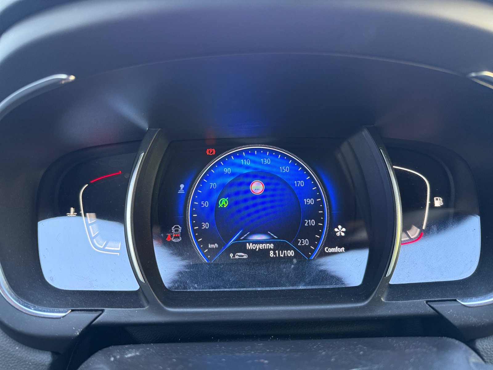 Renault Scenic 16