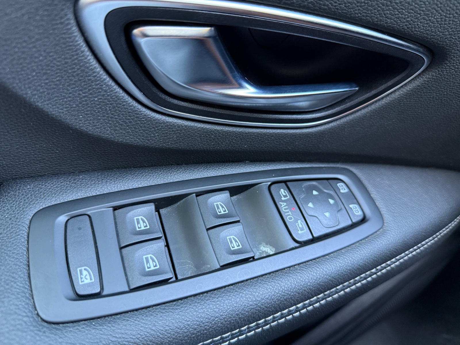 Renault Scenic 24