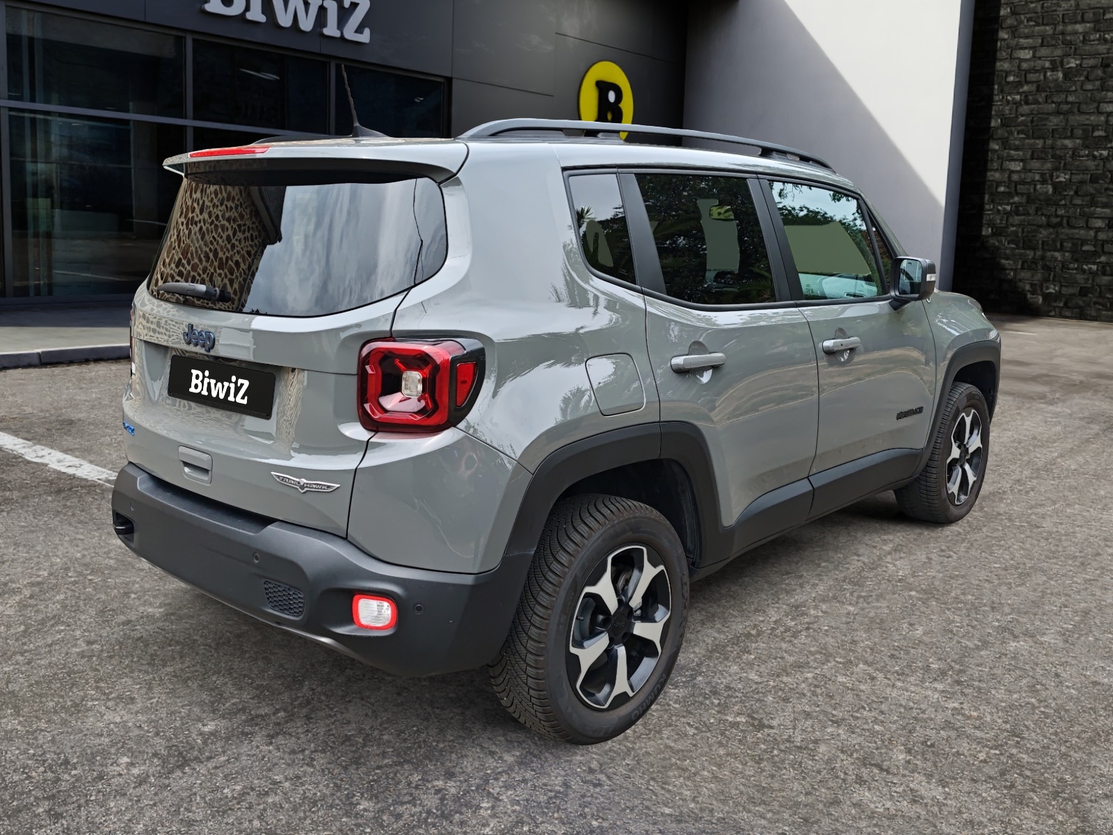 Jeep Renegade 4