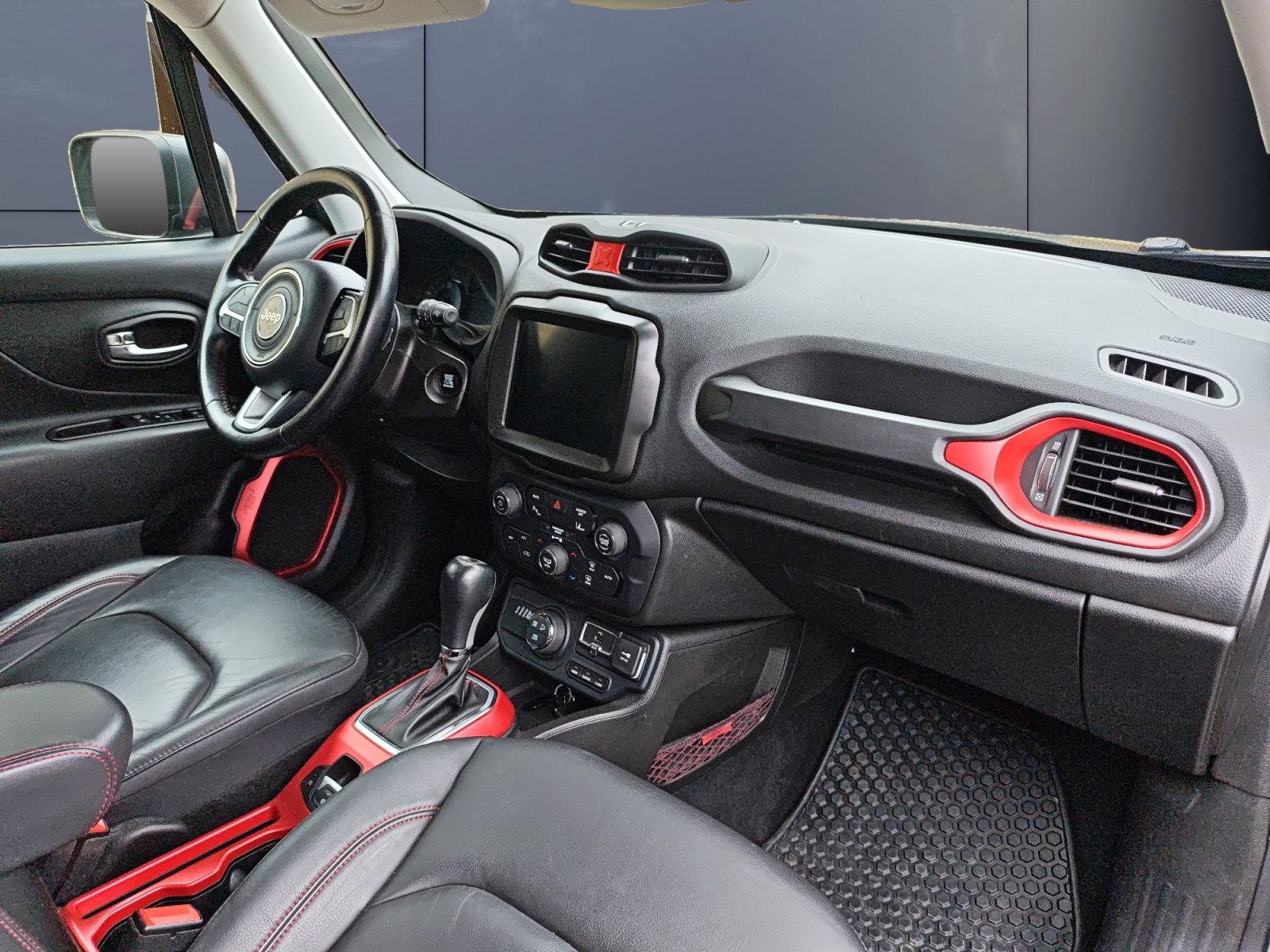 Jeep Renegade 12