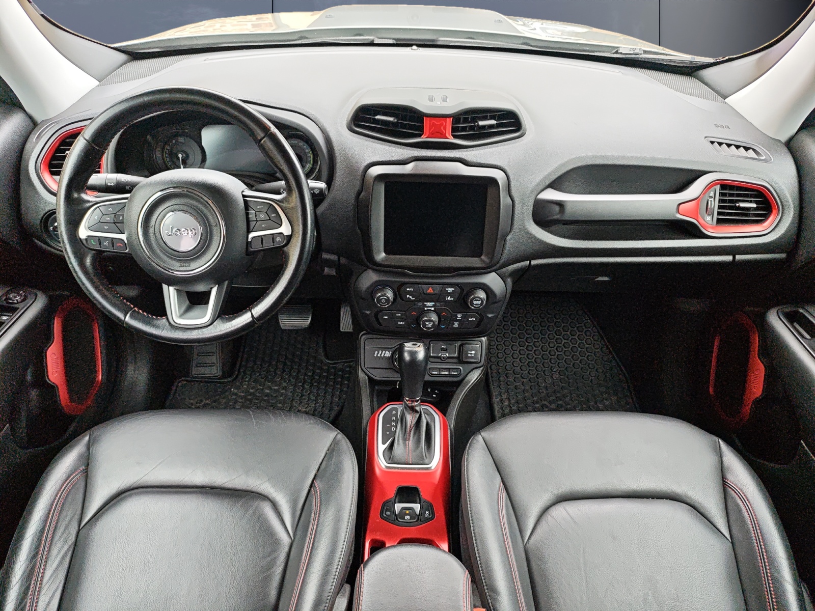Jeep Renegade 14