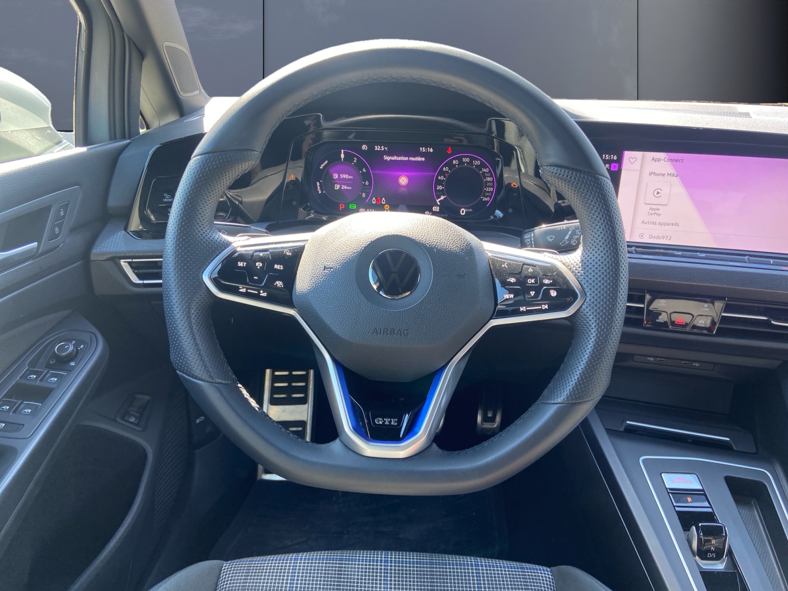 Volkswagen Golf 15