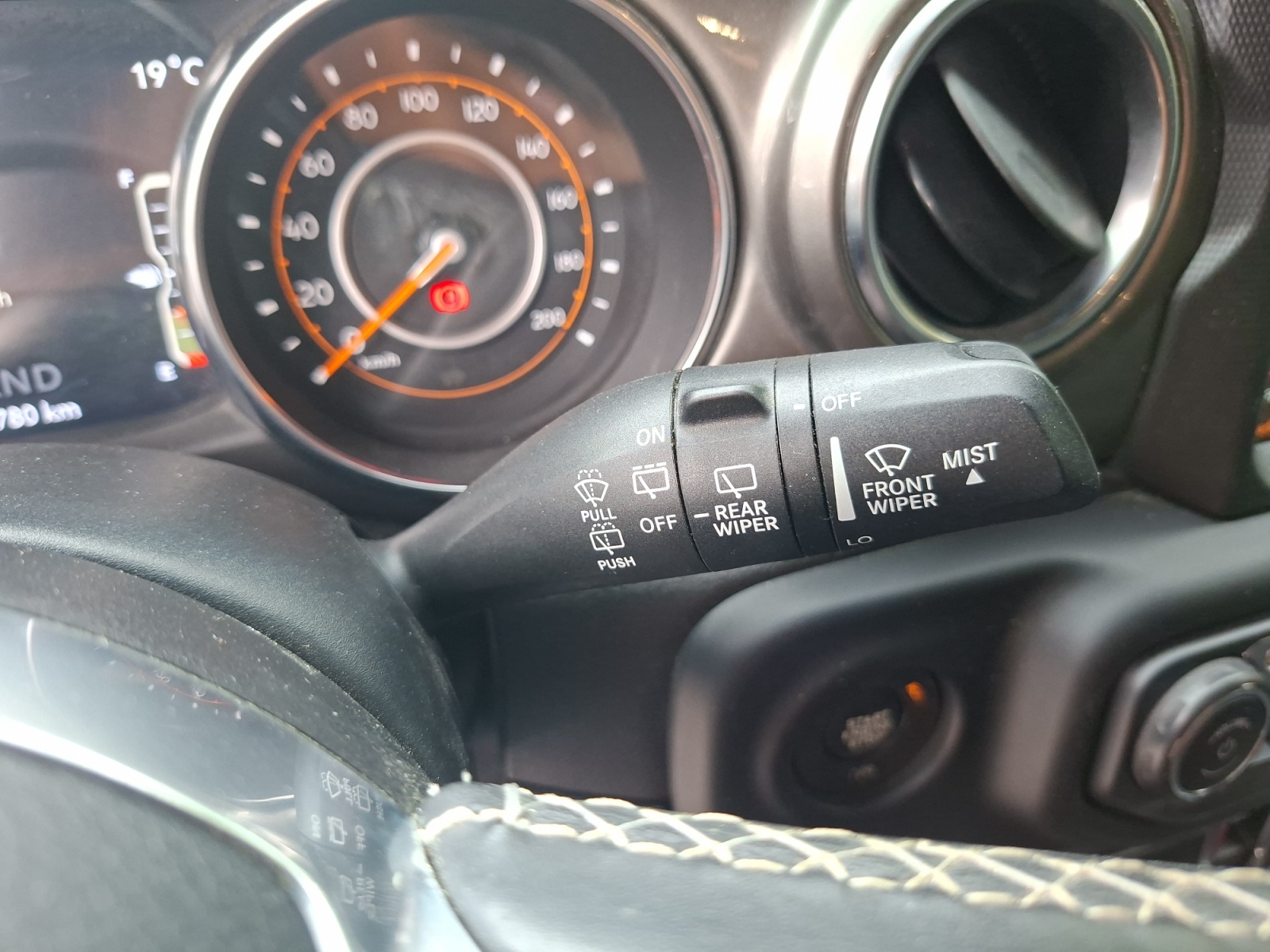 Jeep Wrangler 26