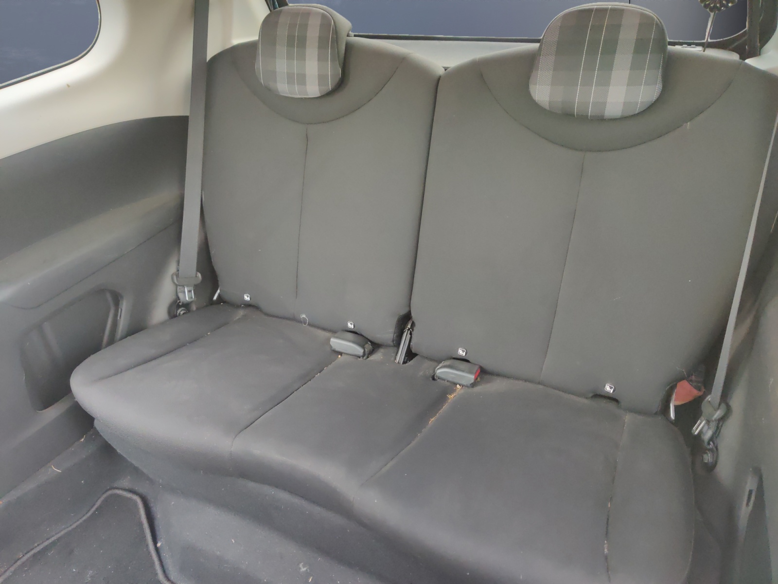 Peugeot 108 10