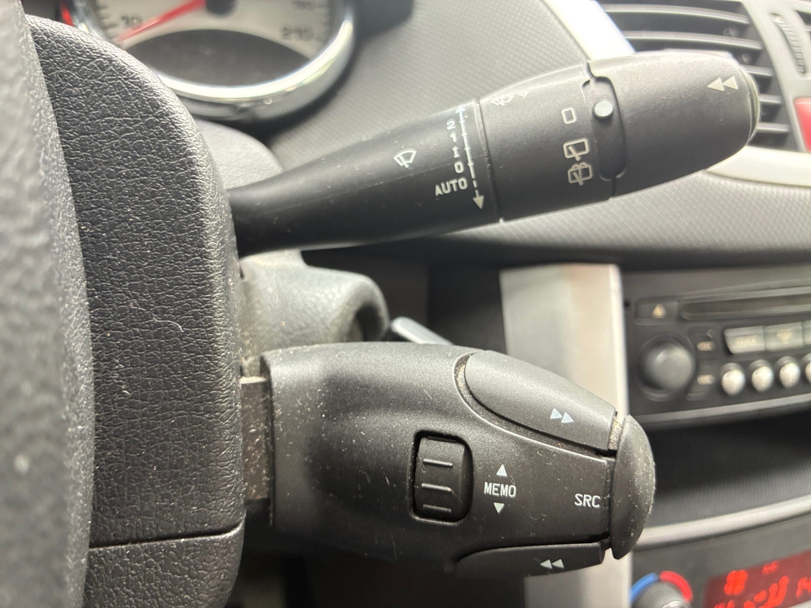 Peugeot 207 24