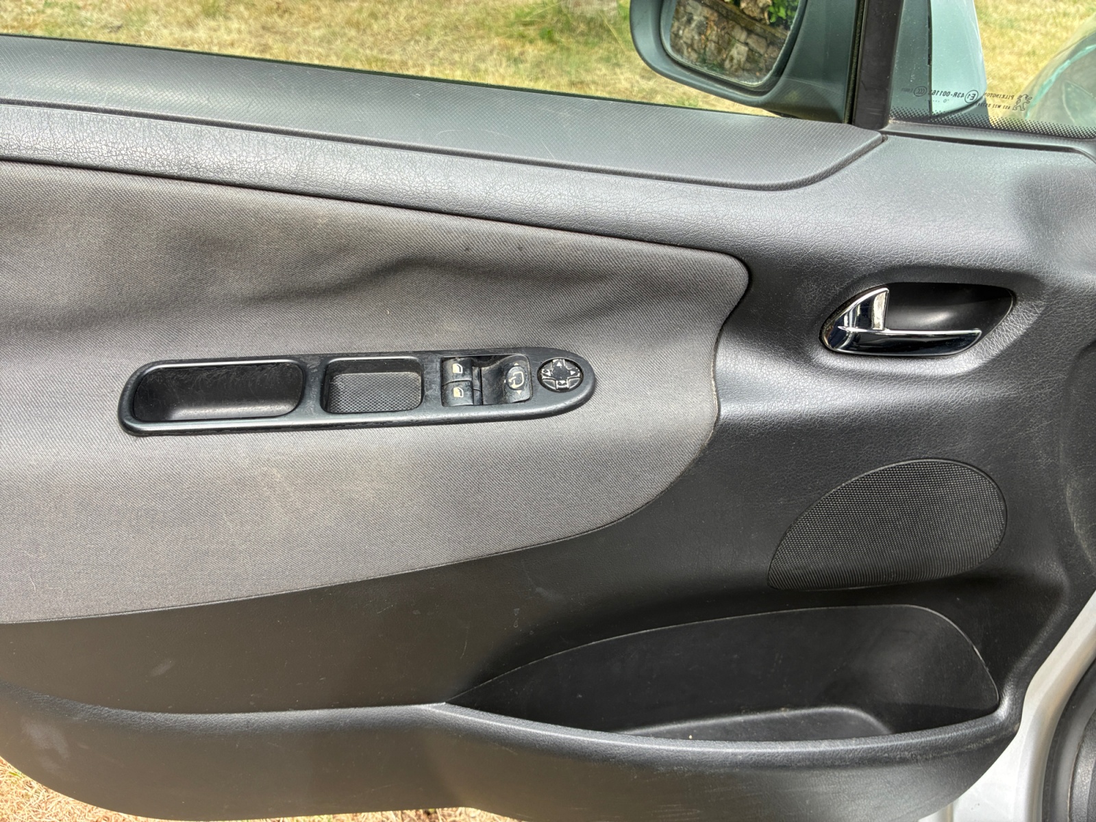 Peugeot 207 26