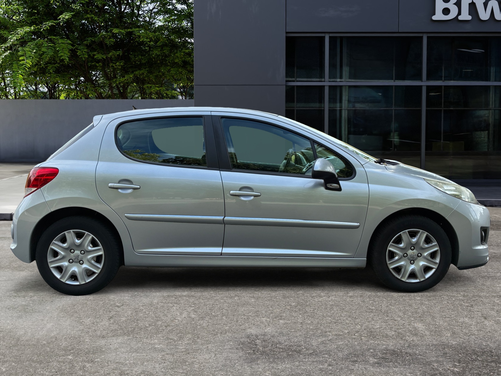 Peugeot 207 5