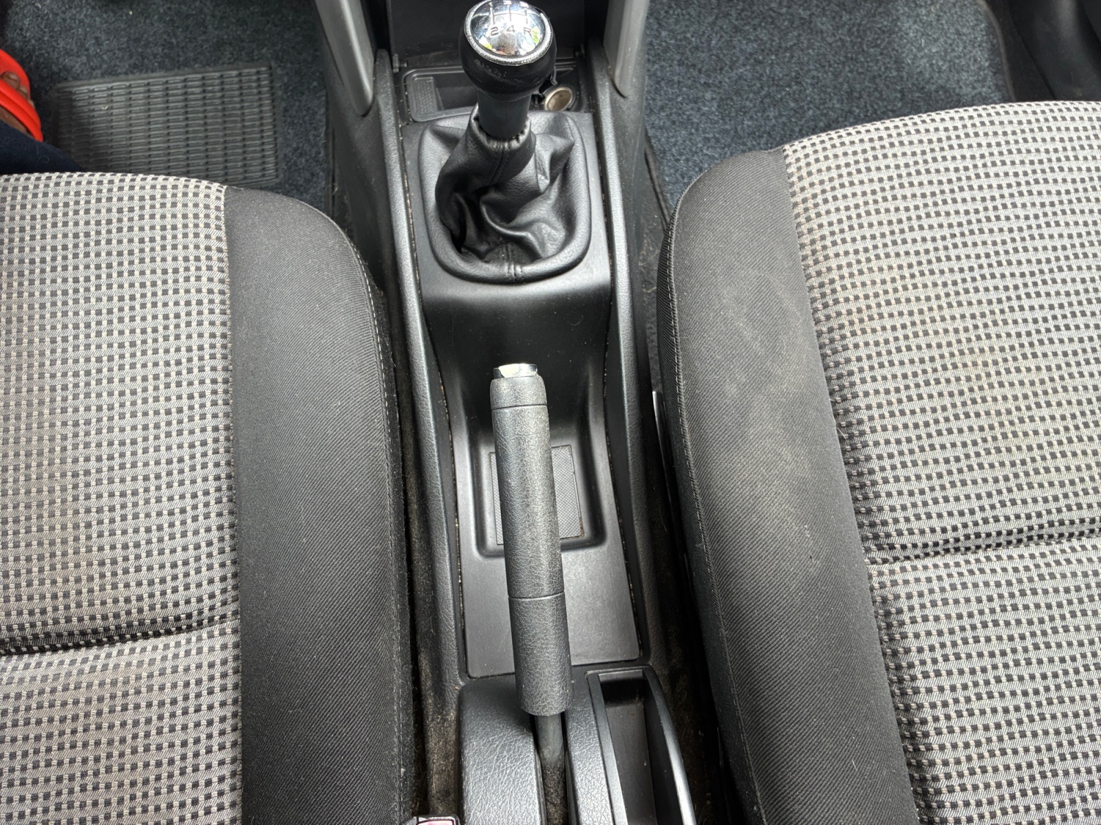 Peugeot 207 23