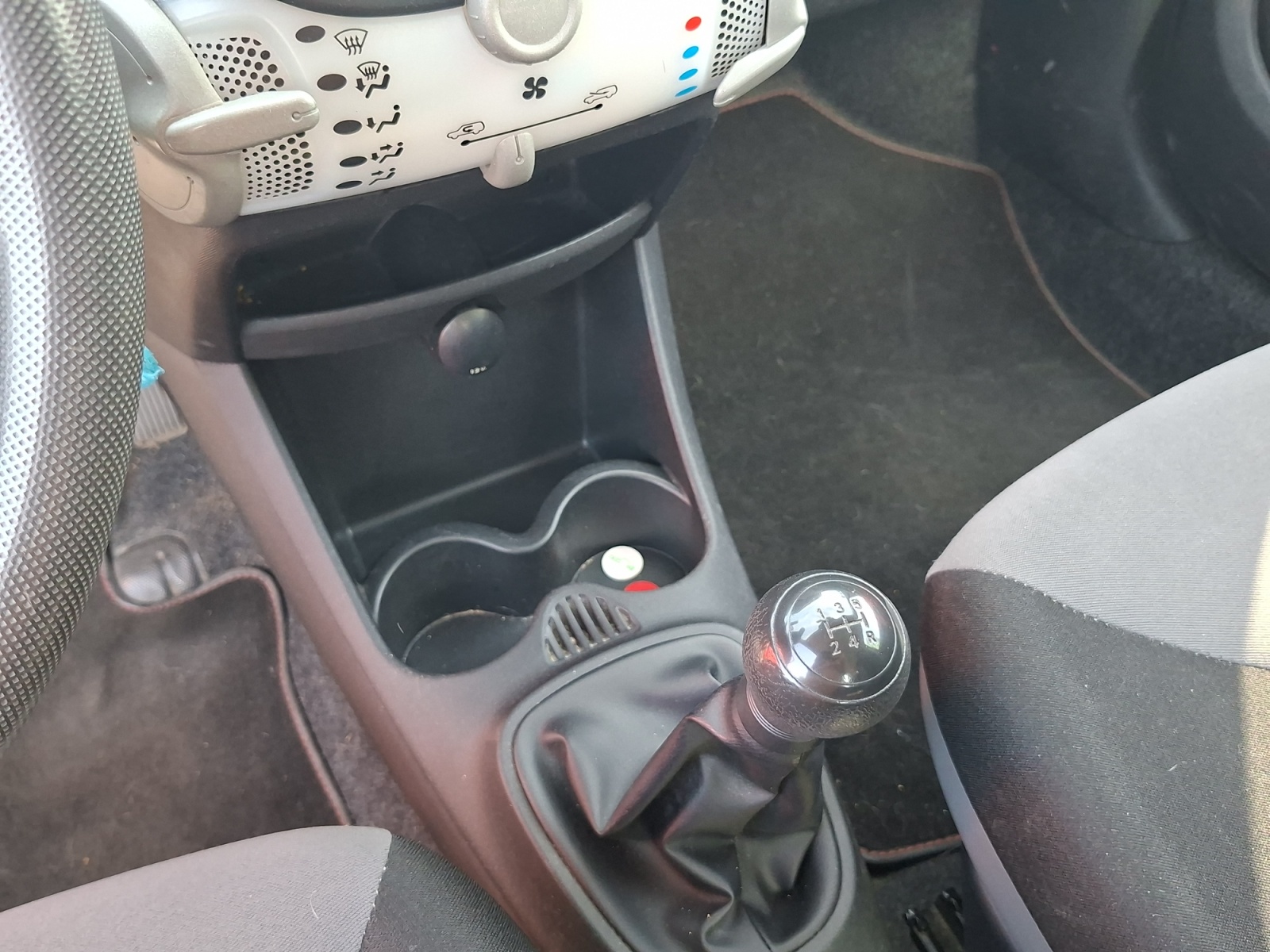 Peugeot 107 22