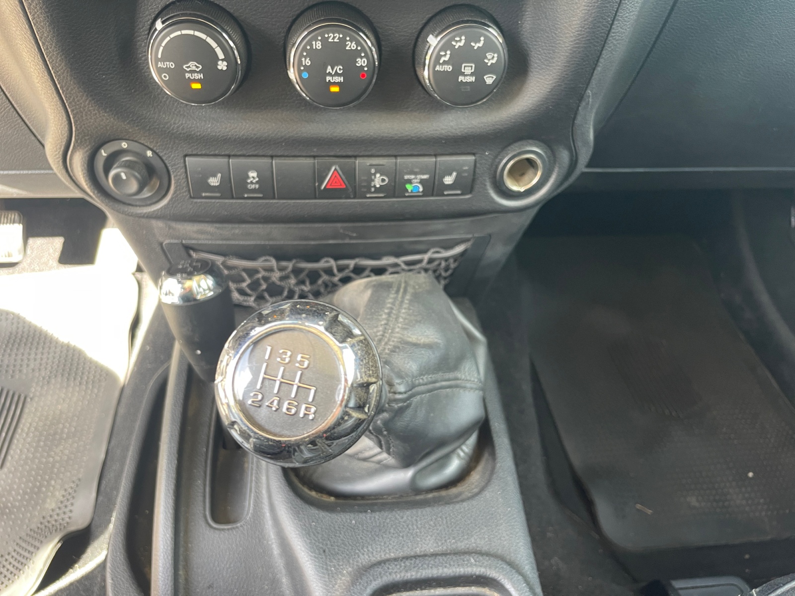Jeep Wrangler 19