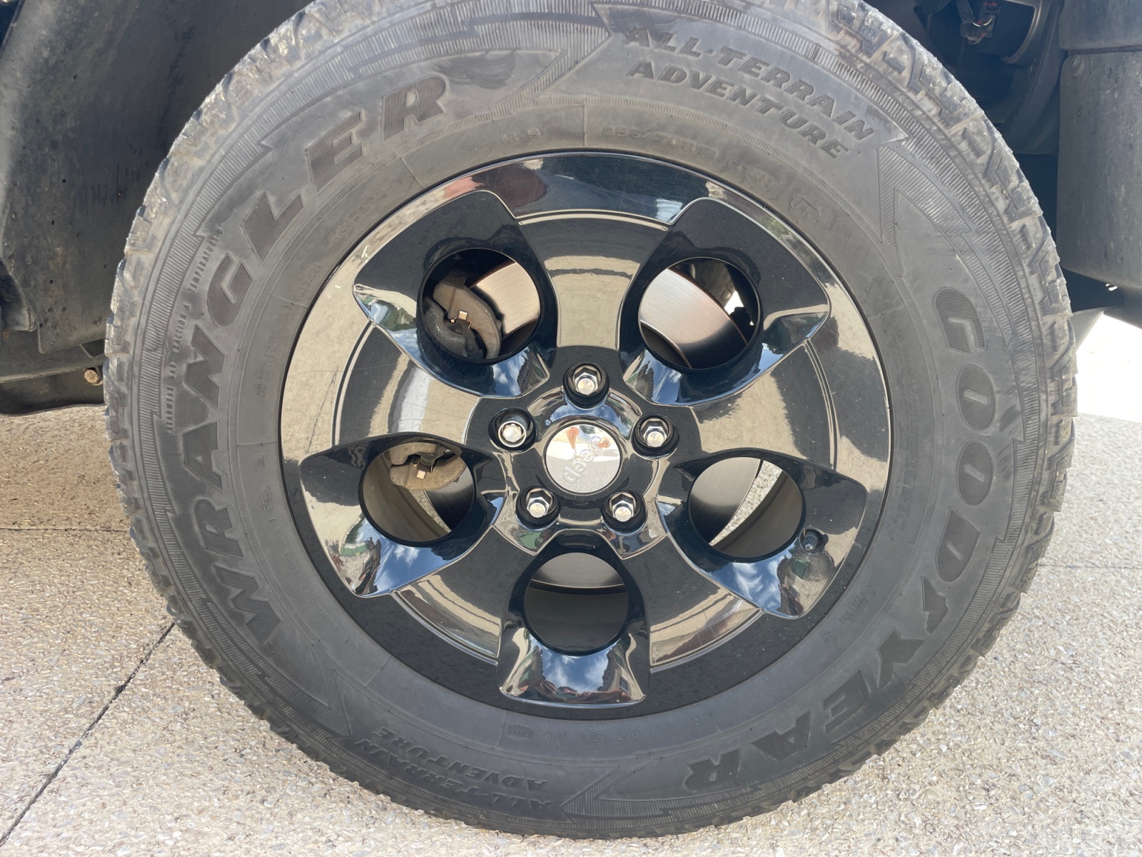 Jeep Wrangler 25