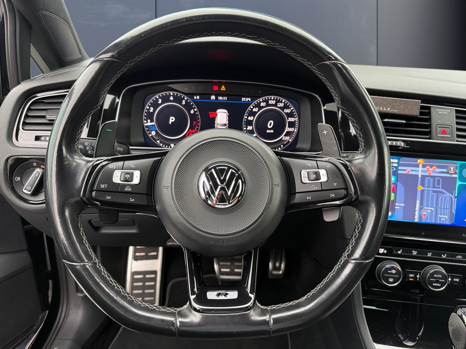 Volkswagen Golf 15