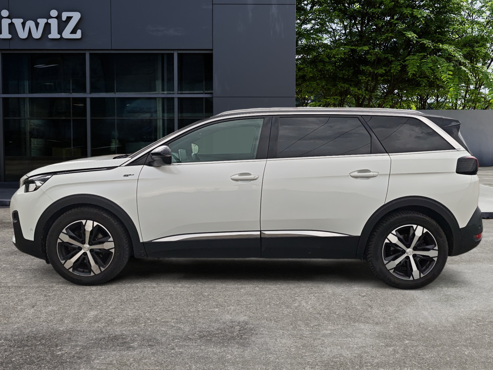Peugeot 5008 1