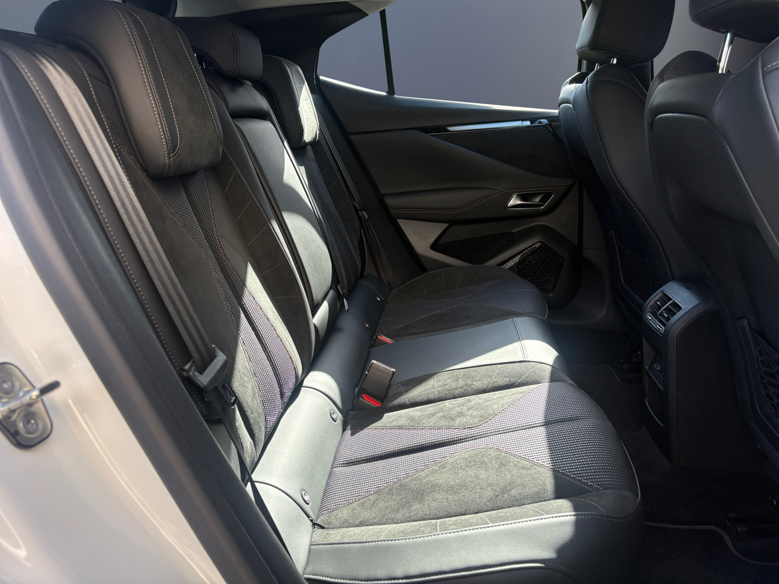 Ds Automobiles Ds 4 10