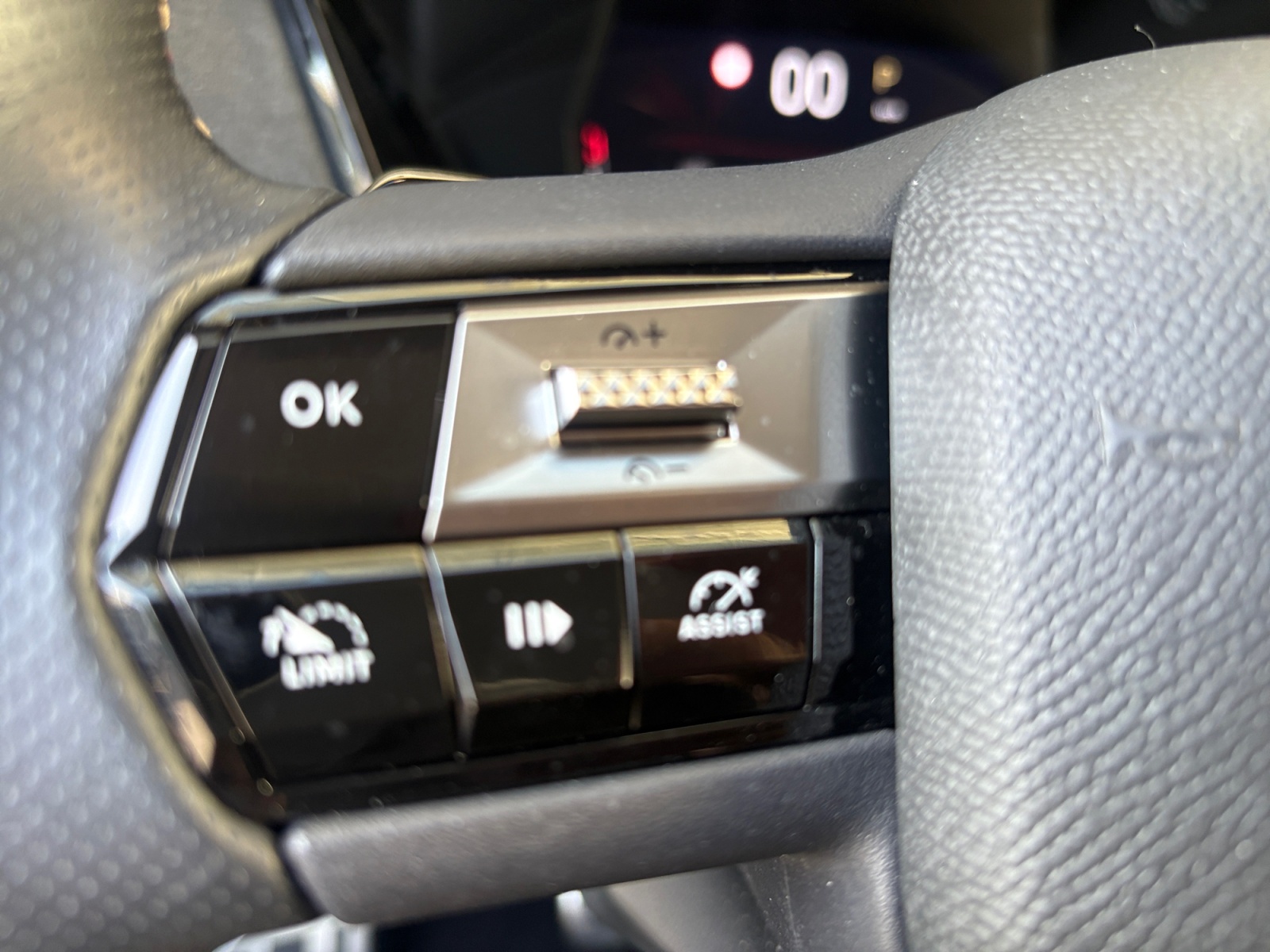 Ds Automobiles Ds 4 23