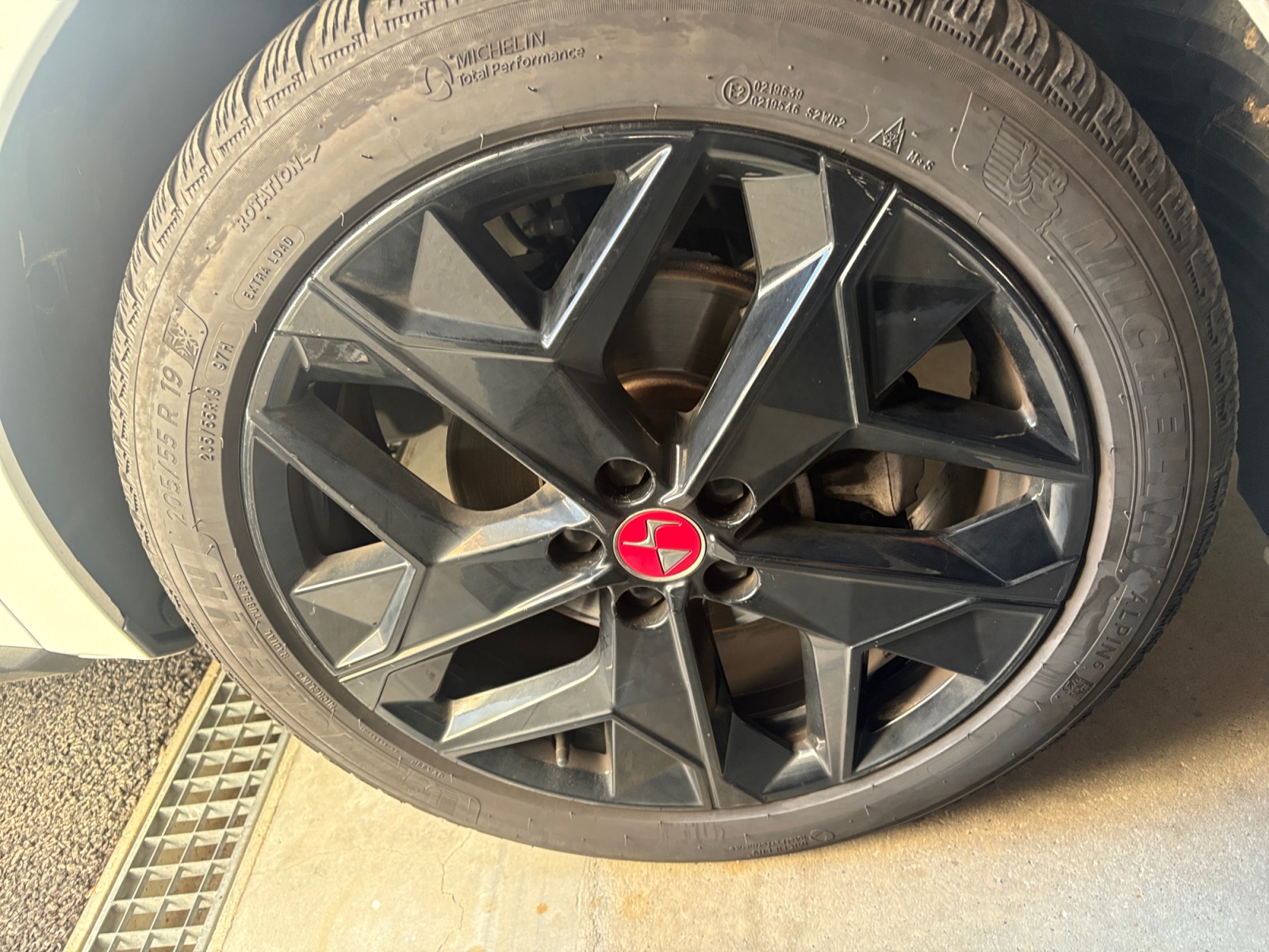 Ds Automobiles Ds 4 27