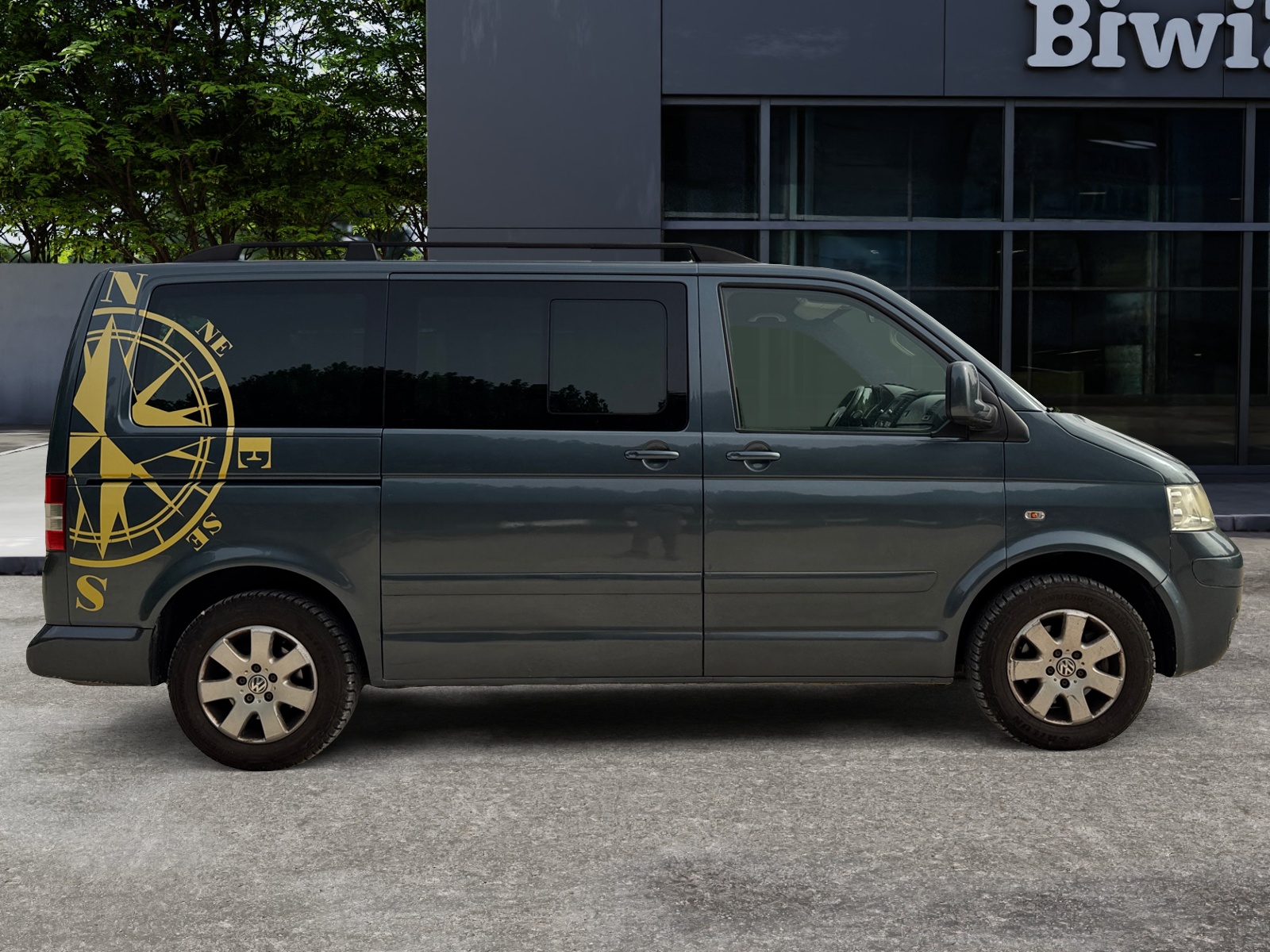 Volkswagen Multivan 5