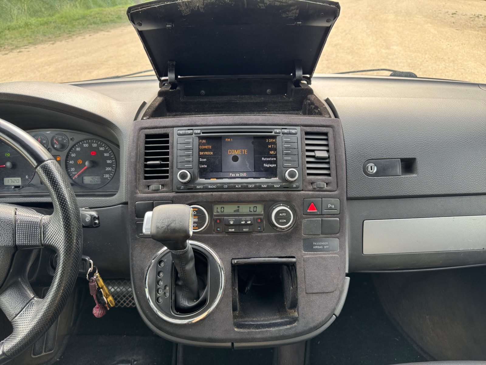 Volkswagen Multivan 18