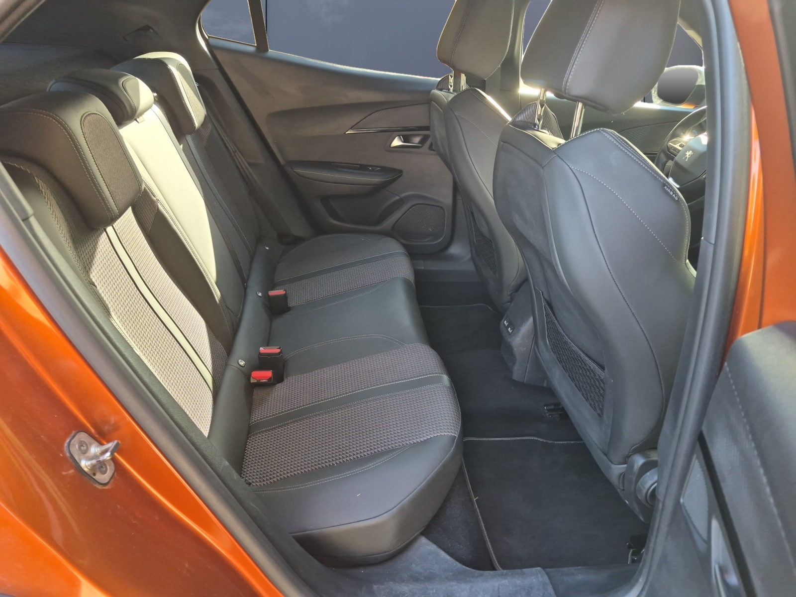 Peugeot 2008 11