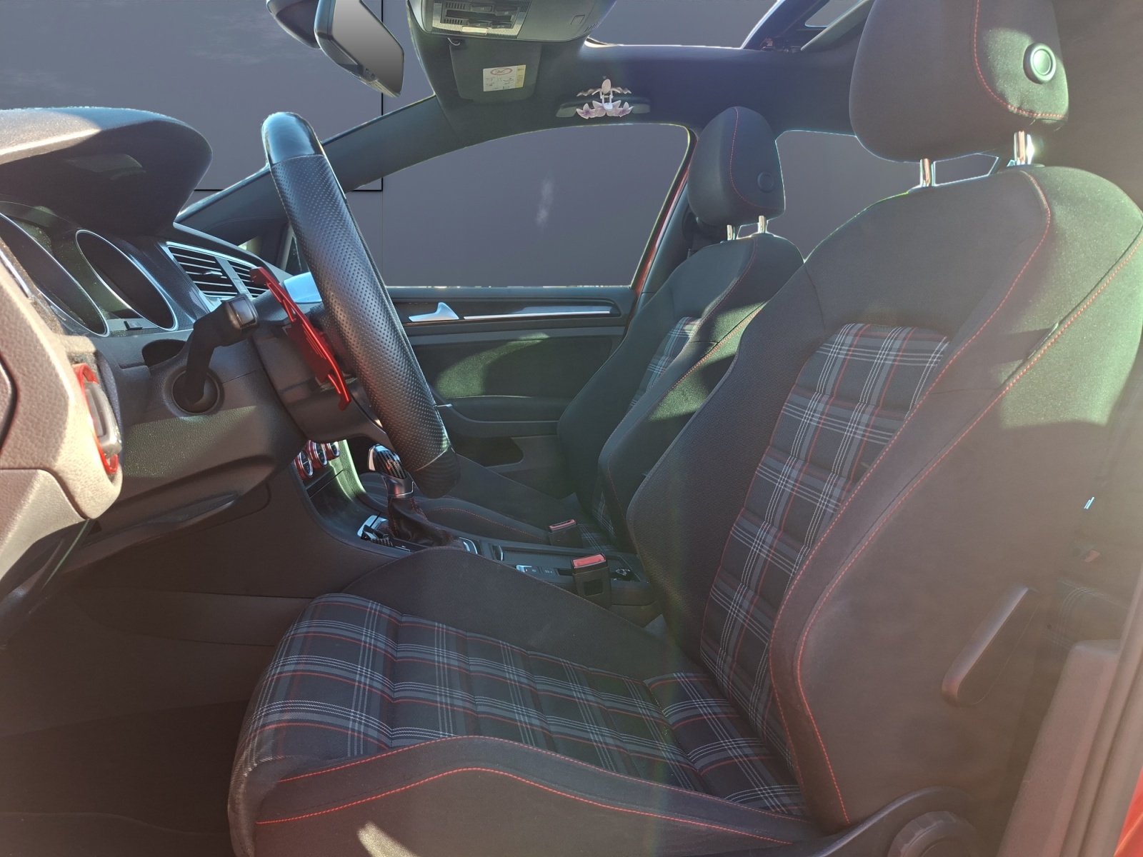 Volkswagen Golf 9