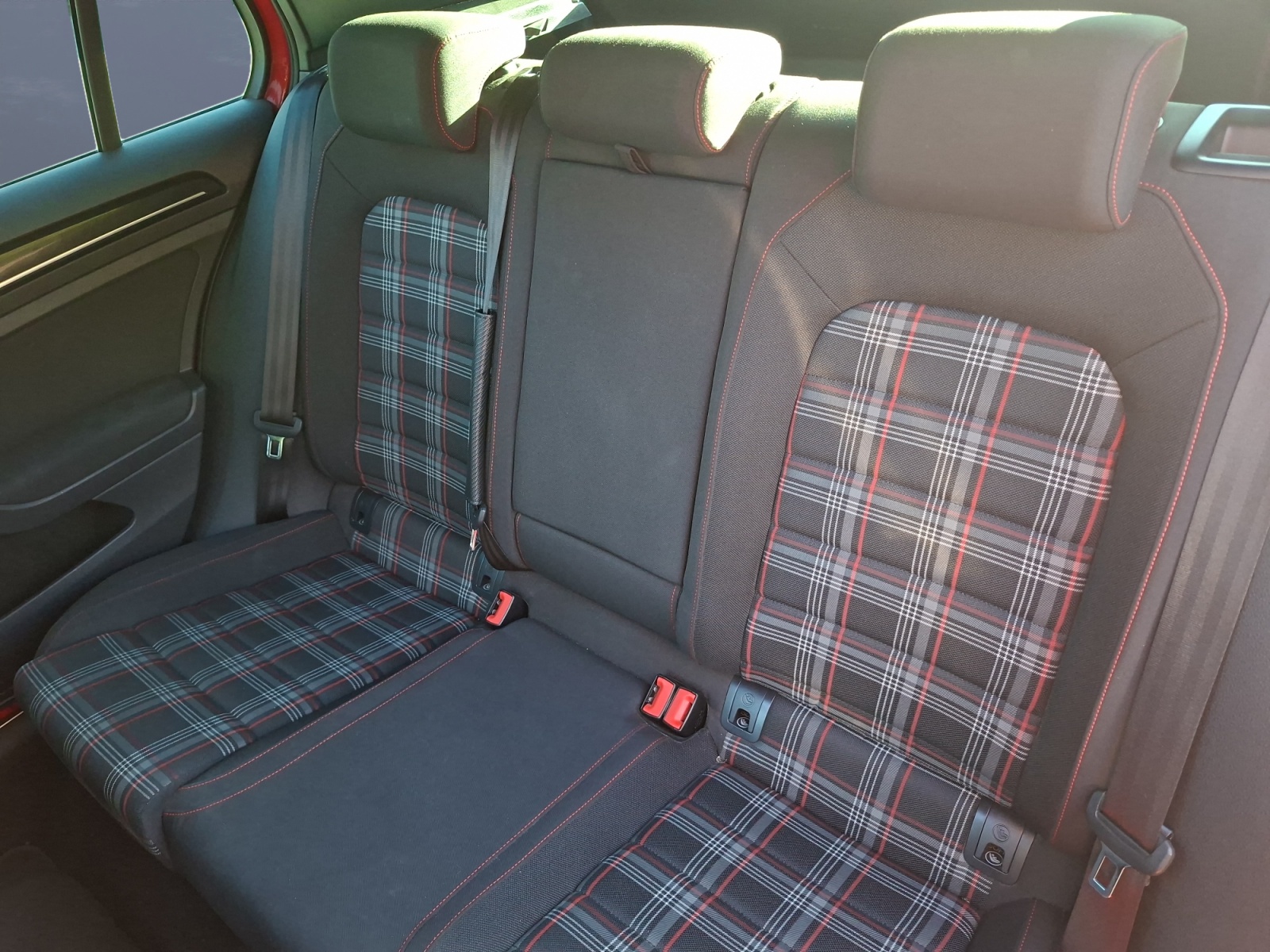 Volkswagen Golf 10