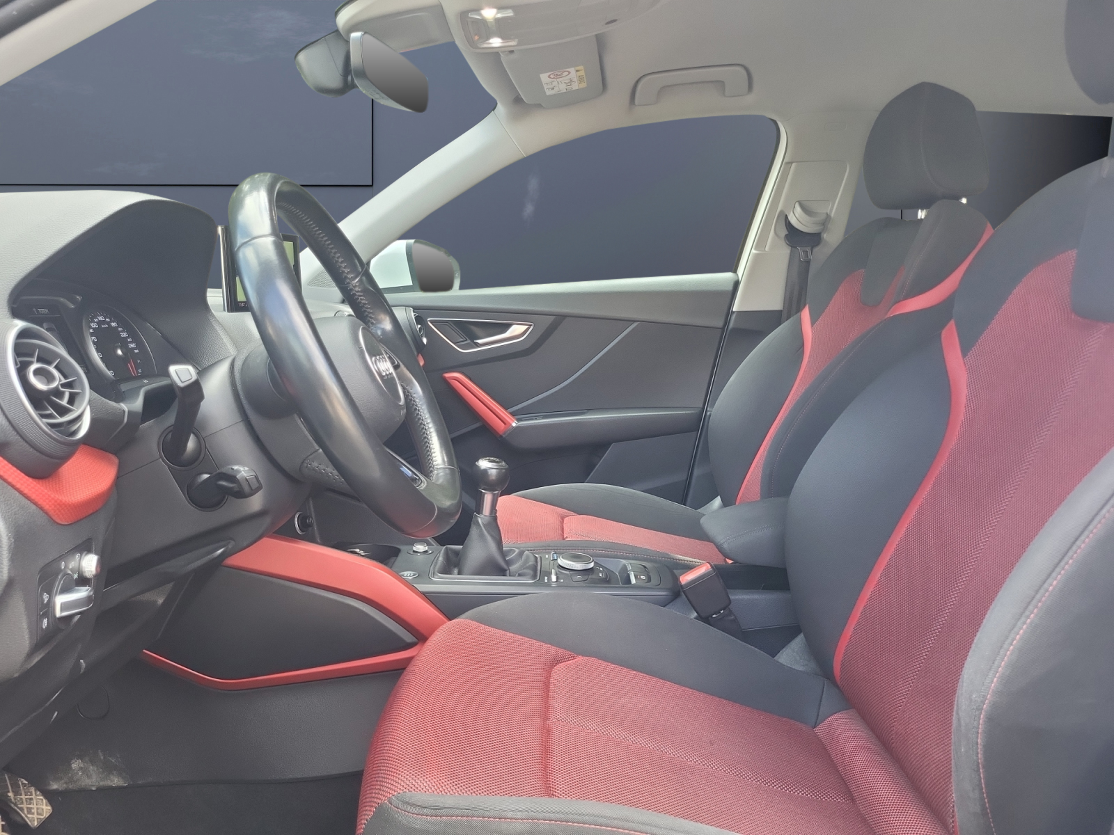 Audi Q2 9