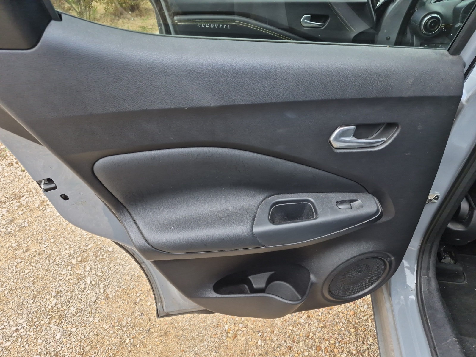 Nissan Juke 27