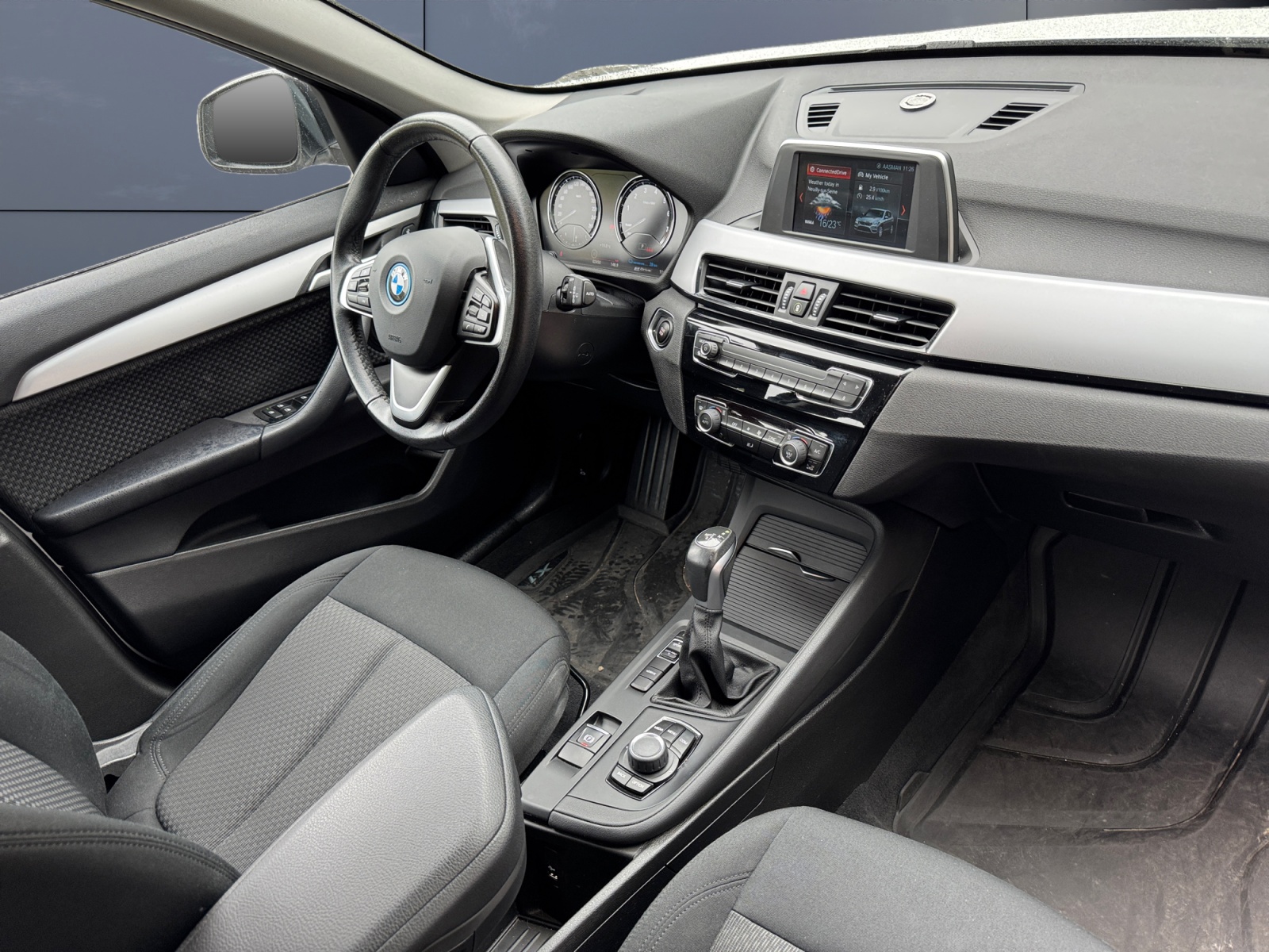 Bmw X1 12