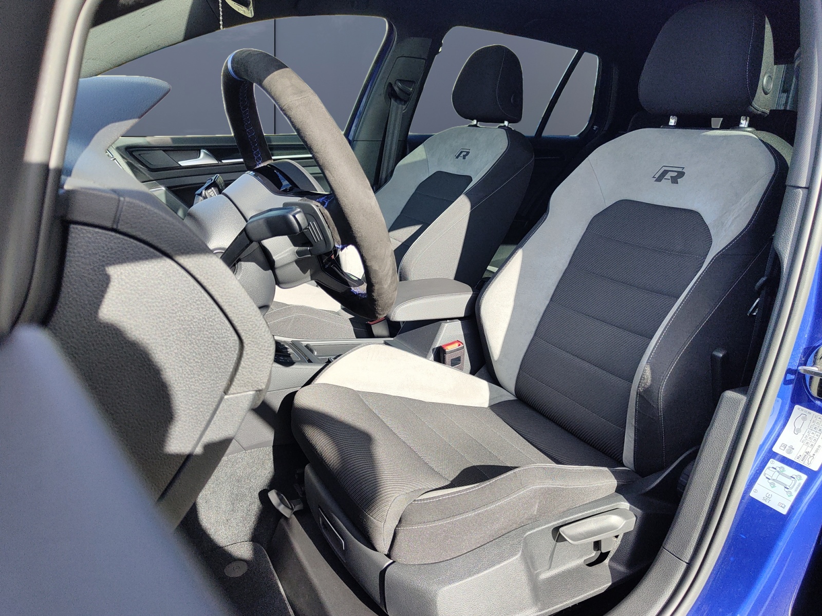 Volkswagen Golf 9