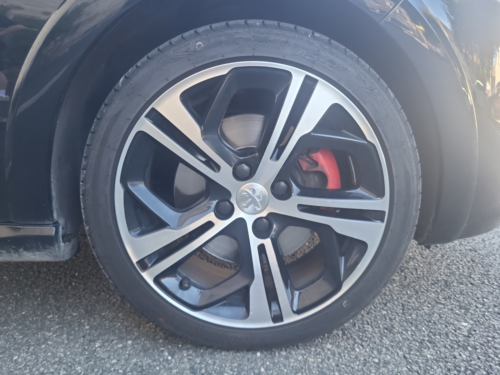Peugeot 208 29