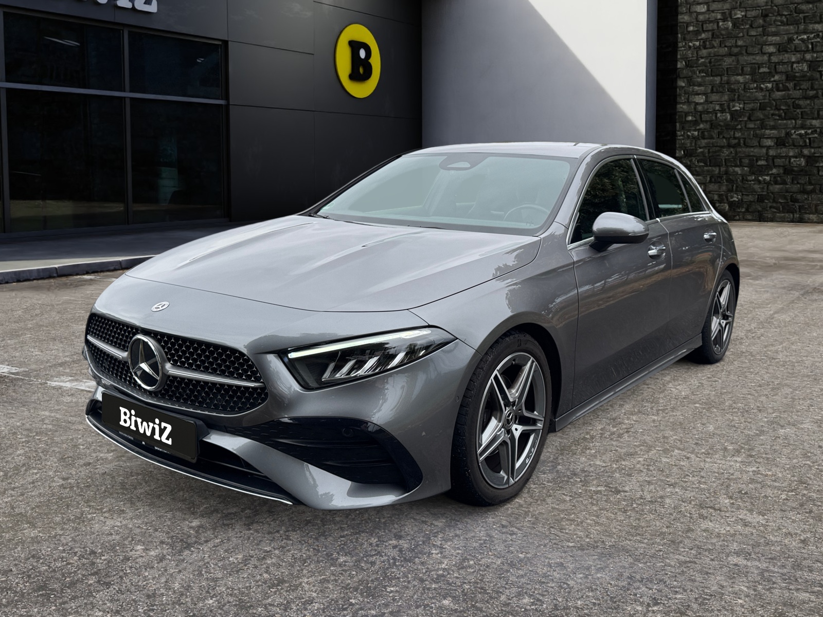 Mercedes-Benz Classe A 180 136 ch AMG Line 7G-DCT