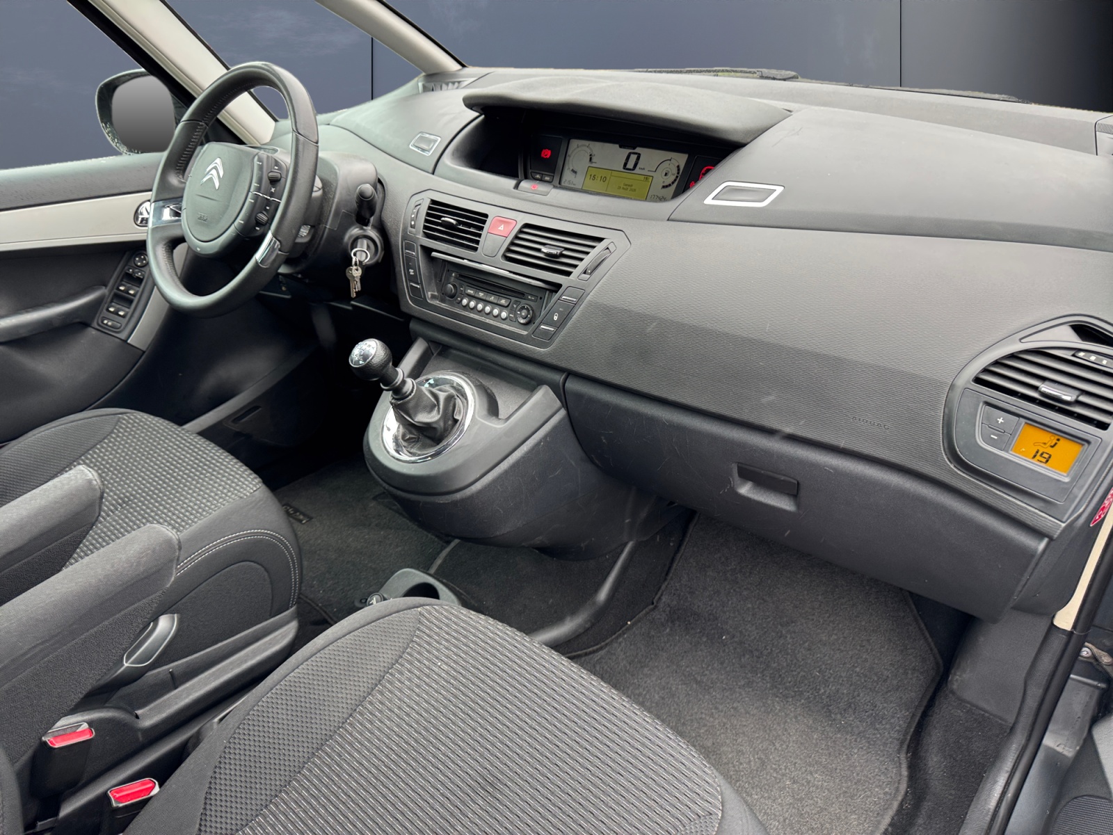 Citroen C4 Picasso 12