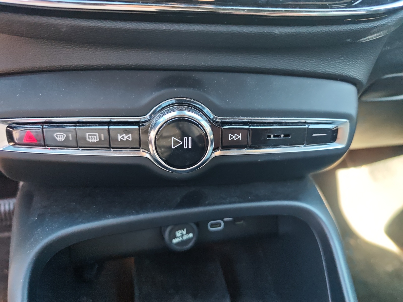 Volvo Xc40 22