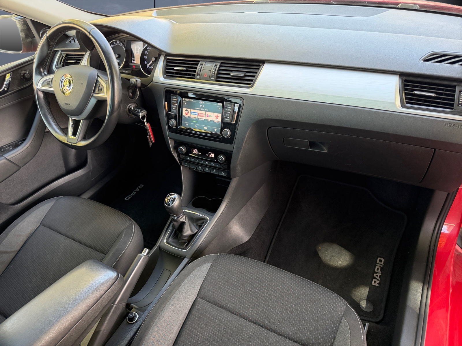 Skoda Rapid 12