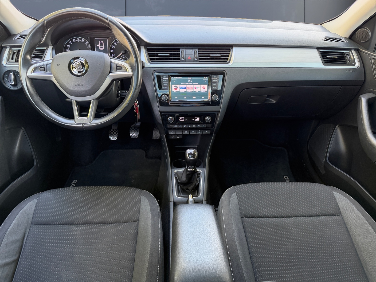Skoda Rapid 14