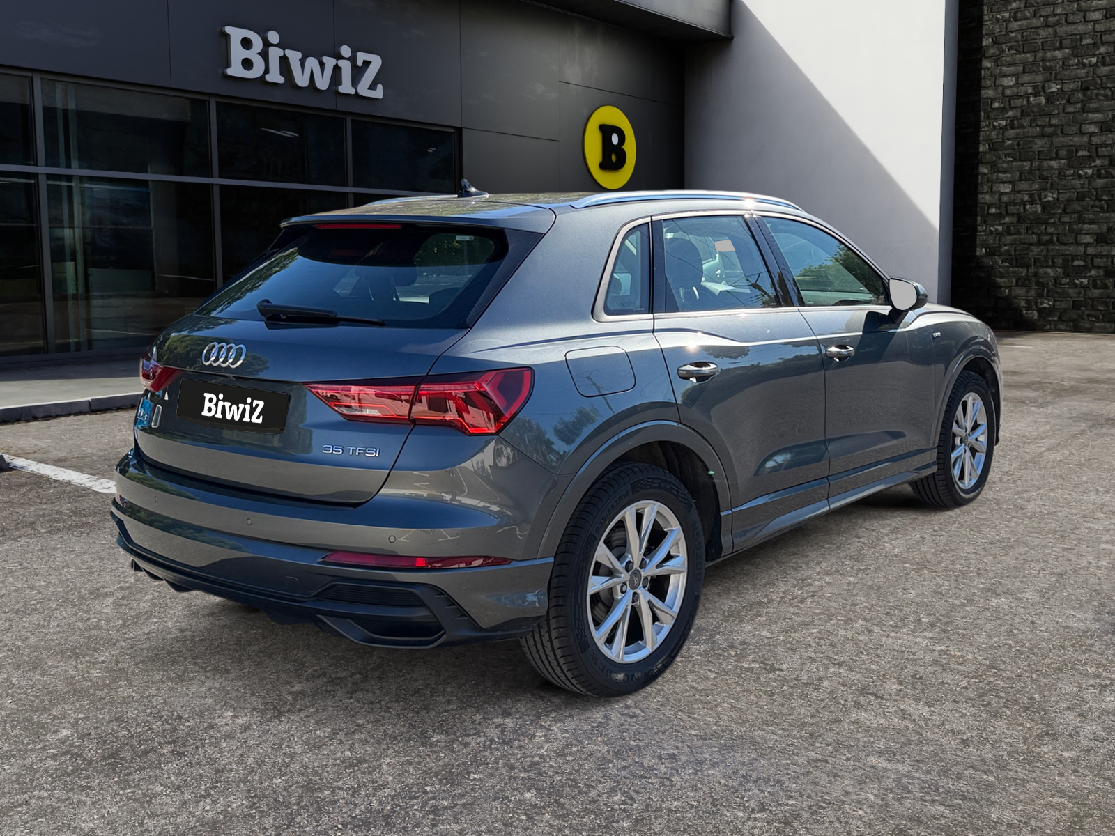 Audi Q3 4