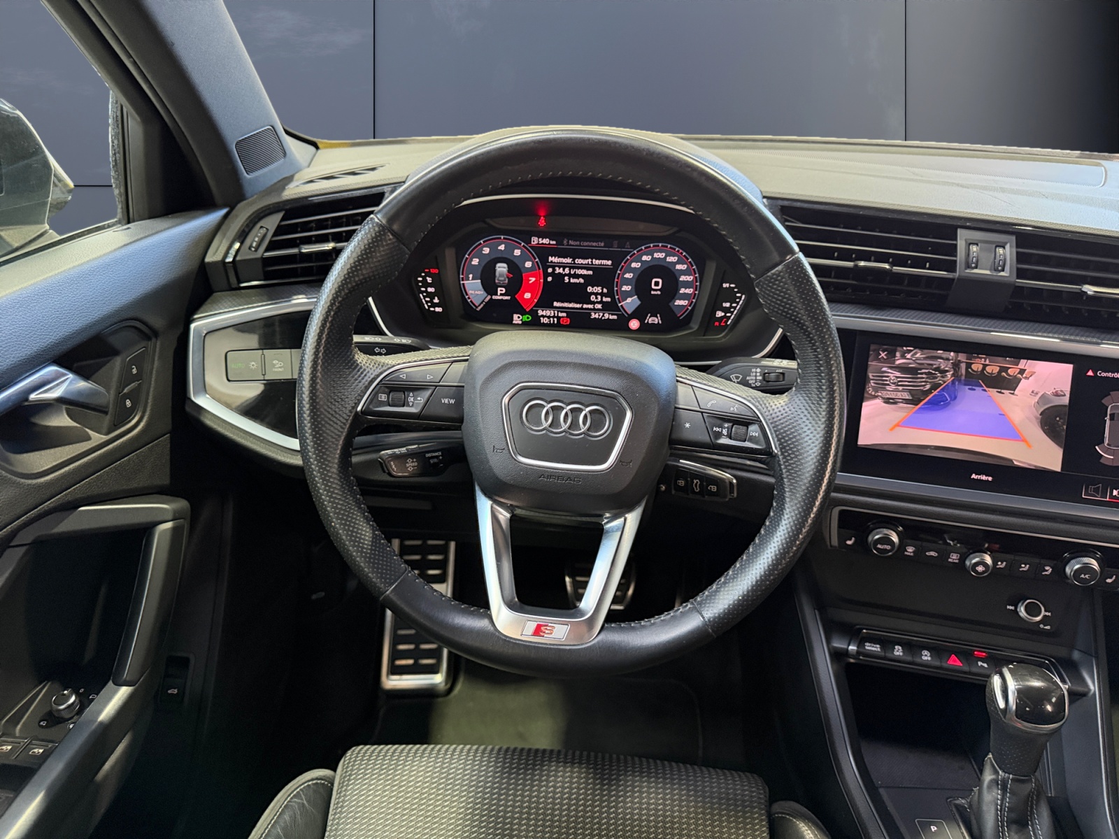 Audi Q3 15