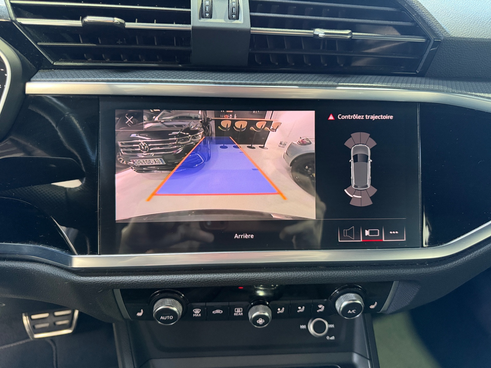 Audi Q3 23
