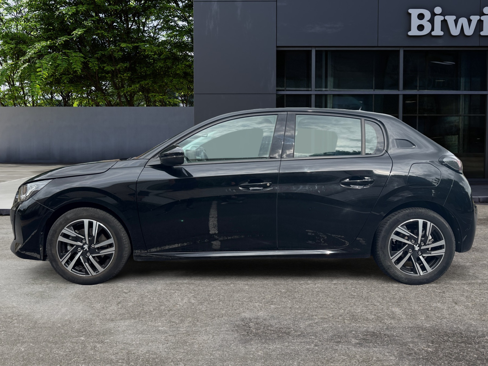 Peugeot 208 1