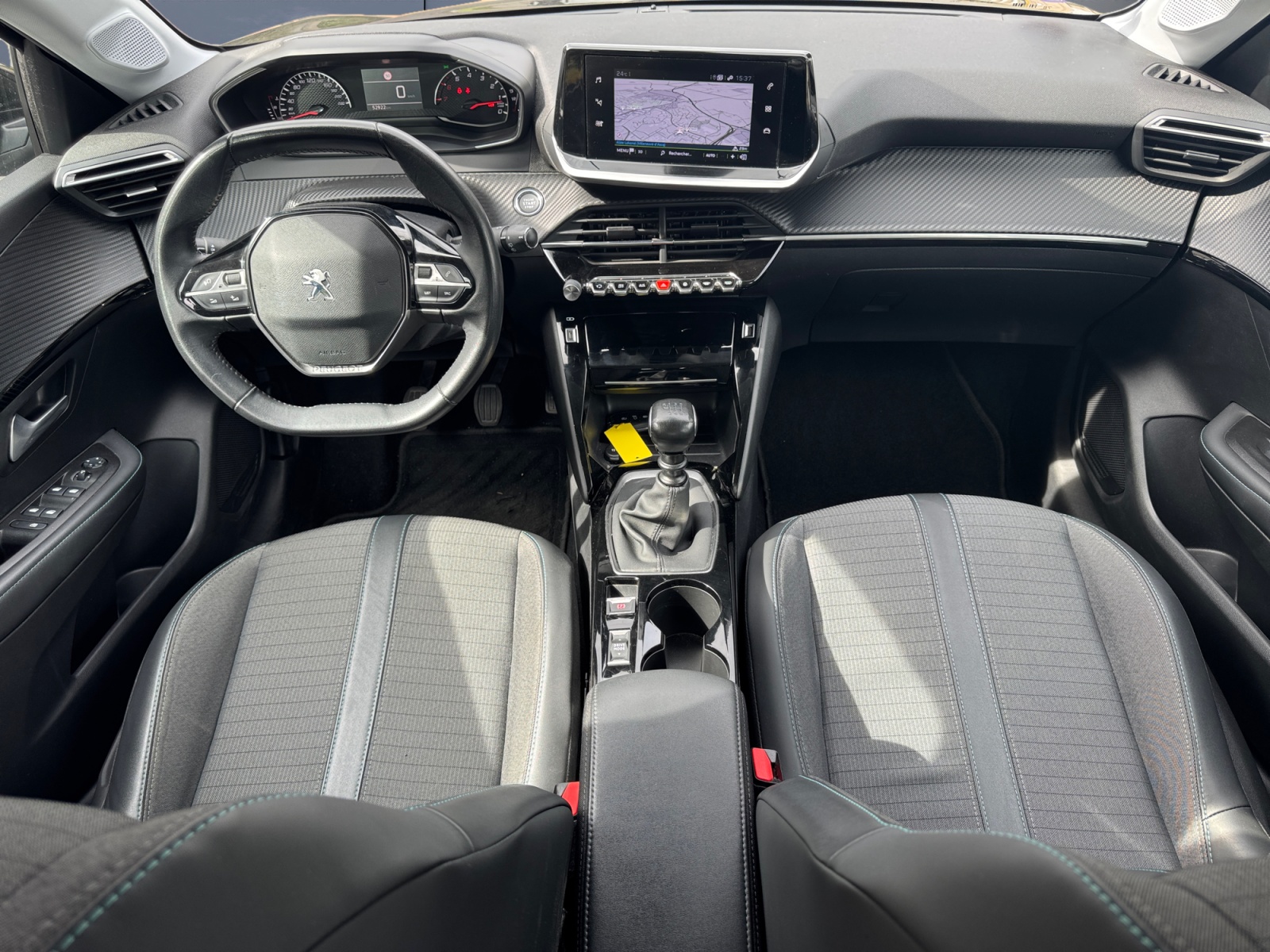 Peugeot 208 14