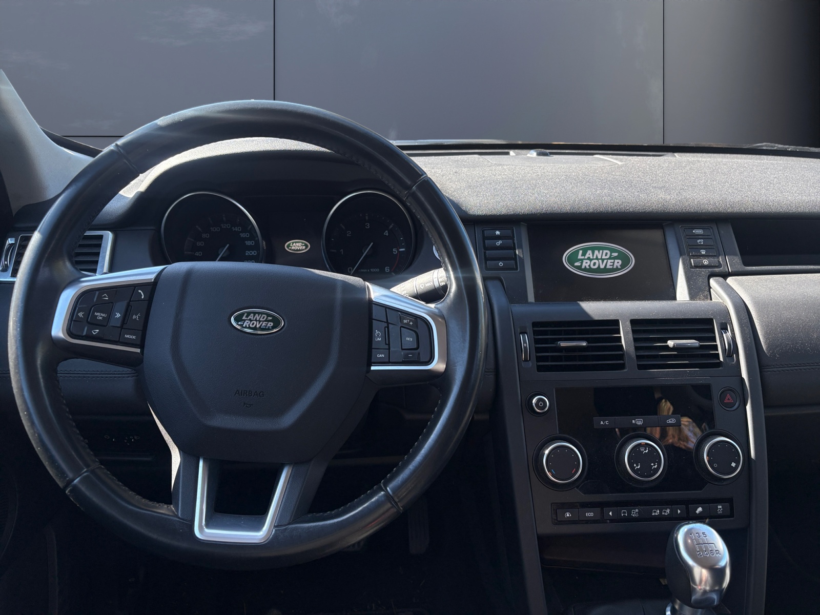 Land Rover Discovery Sport 15