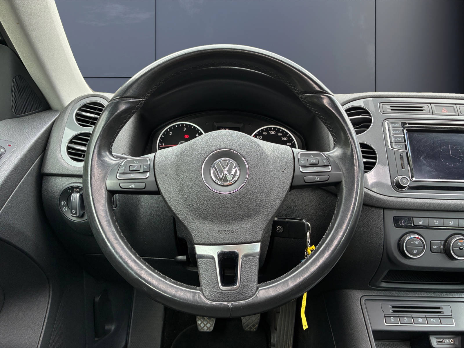 Volkswagen Tiguan 15