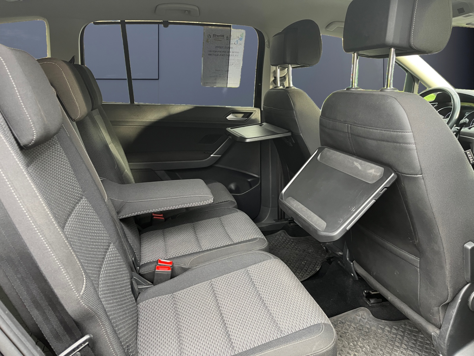 Volkswagen Touran 11