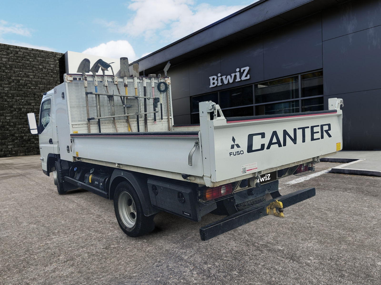 Mitsubishi Canter 2